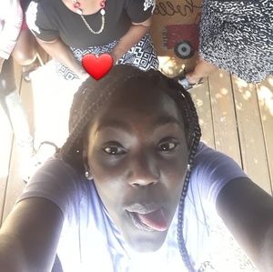 Meet your Posher, Trinity